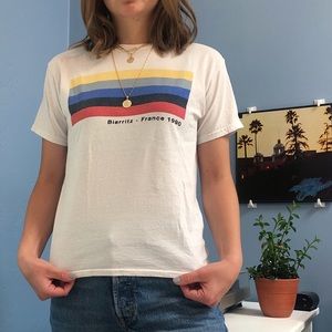 *SOLD* BRANDY MELVILLE GRAPHIC TEE